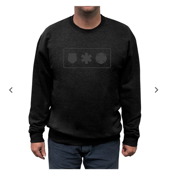 ivegotyourback911 Other - #ivegotyourback911 Classic Black Crewneck Sweater Unisex
